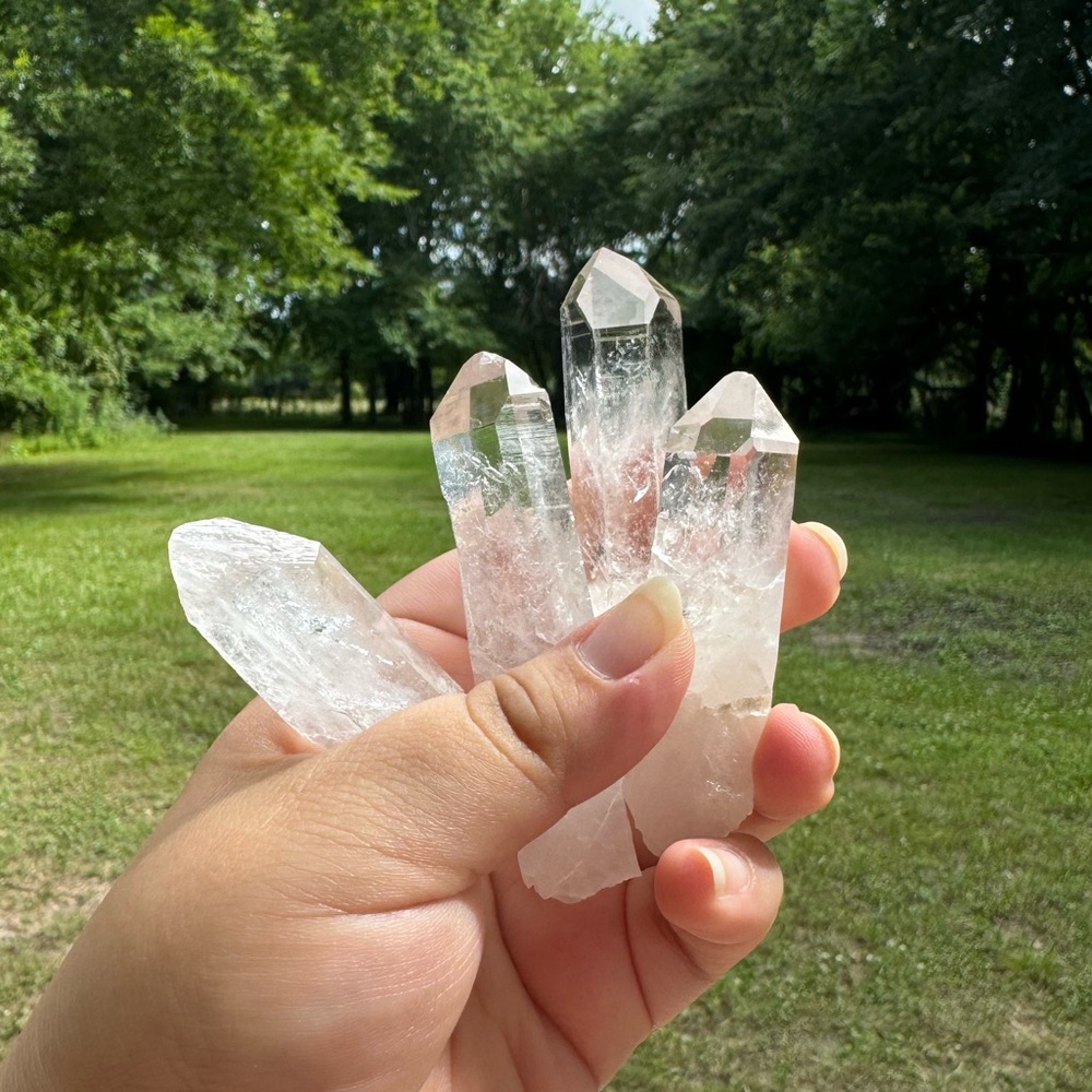 Natural Arkansas Quartz Point Bundle - Picture 3 of 5